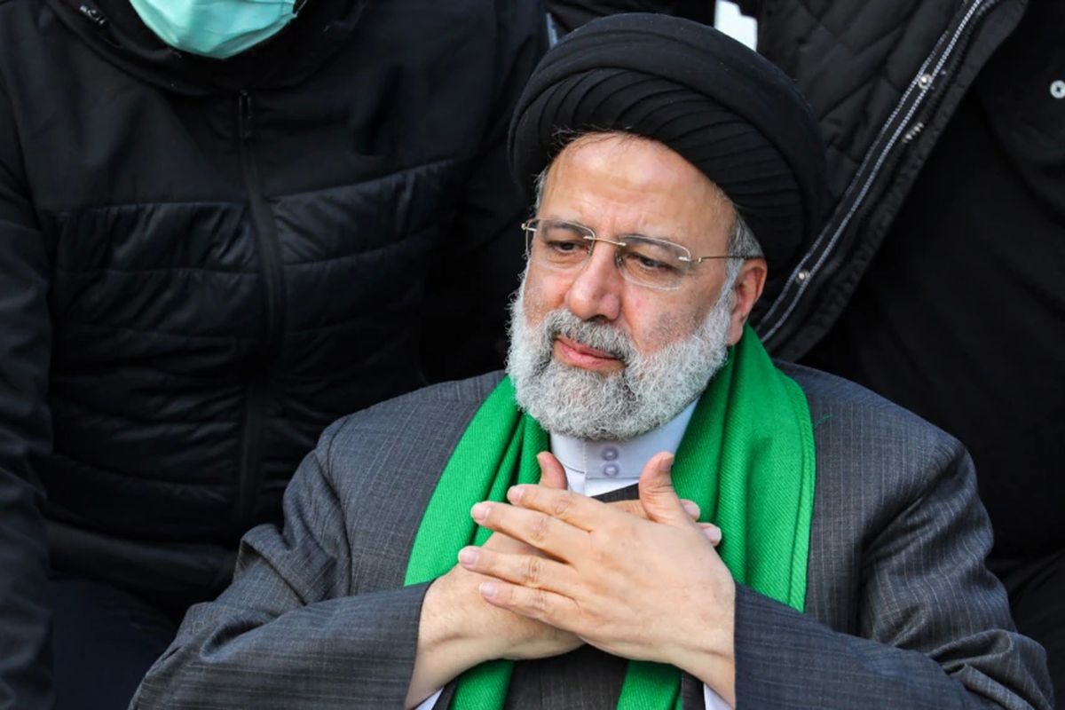 Presiden Iran Ebrahim Raisi berbicara pada rapat umum di pusat kota Yazd, Iran pada 12 Januari 2023.
