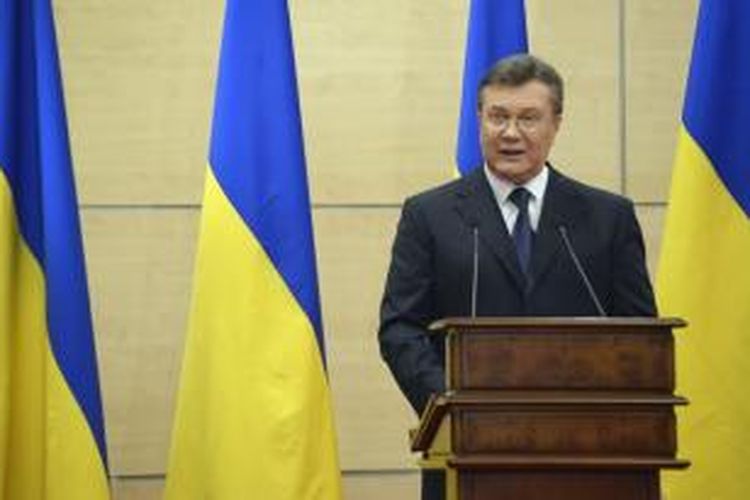 Presiden terguling Ukraina, Viktor Yanukovych, saat memberikan pernyataan di kota Rostov-on-Don, di wilayah selatan Rusia, Selasa (11/3/2014).