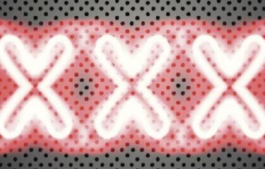 Tukli mushuklar yalayapti