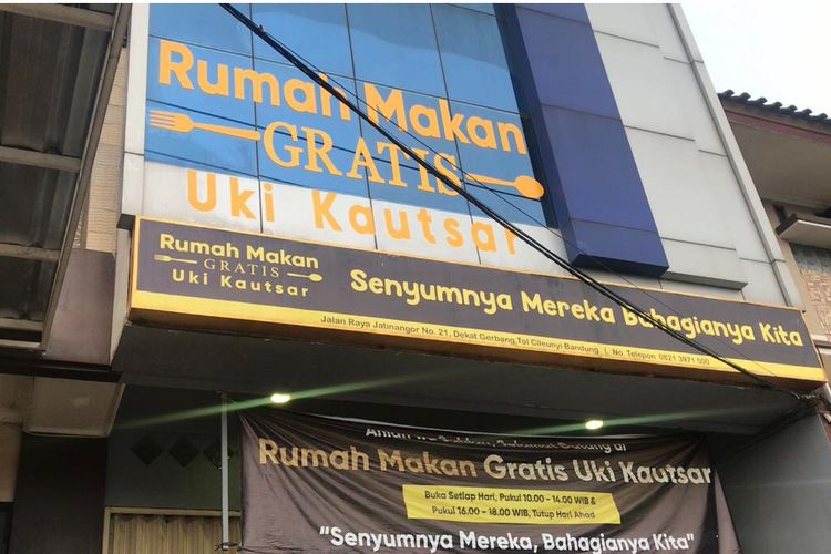 Rumah Makan Gratis Uki Kautsar.