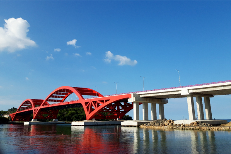Jembatan Youtefa di Kota Jayapura