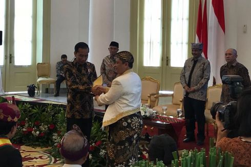 Jokowi Terima Raja dan Sultan Se-Indonesia di Istana Bogor