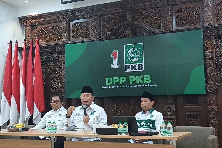 Partai Kebangkitan Bangsa (PKB) menyatakan belum memutuskan sikap apakah akan menjadi oposisi pemerintah atau bergabung dengan koalisi Prabowo Subianto, Minggu (18/2/2024).