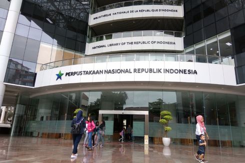 Melihat Fasilitas di Perpustakaan Nasional RI