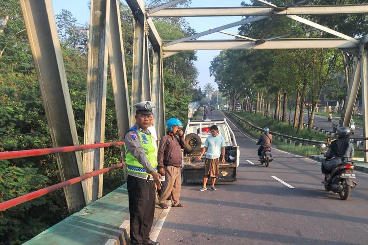 Menteri PU Naikkan Standar Jalan Nasional, Lindungi Pengendara Motor dari Jebakan Maut