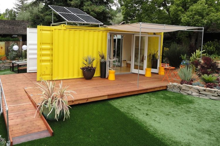 Ruang ekstra di taman dari kontainer karya HyBrid Architecture