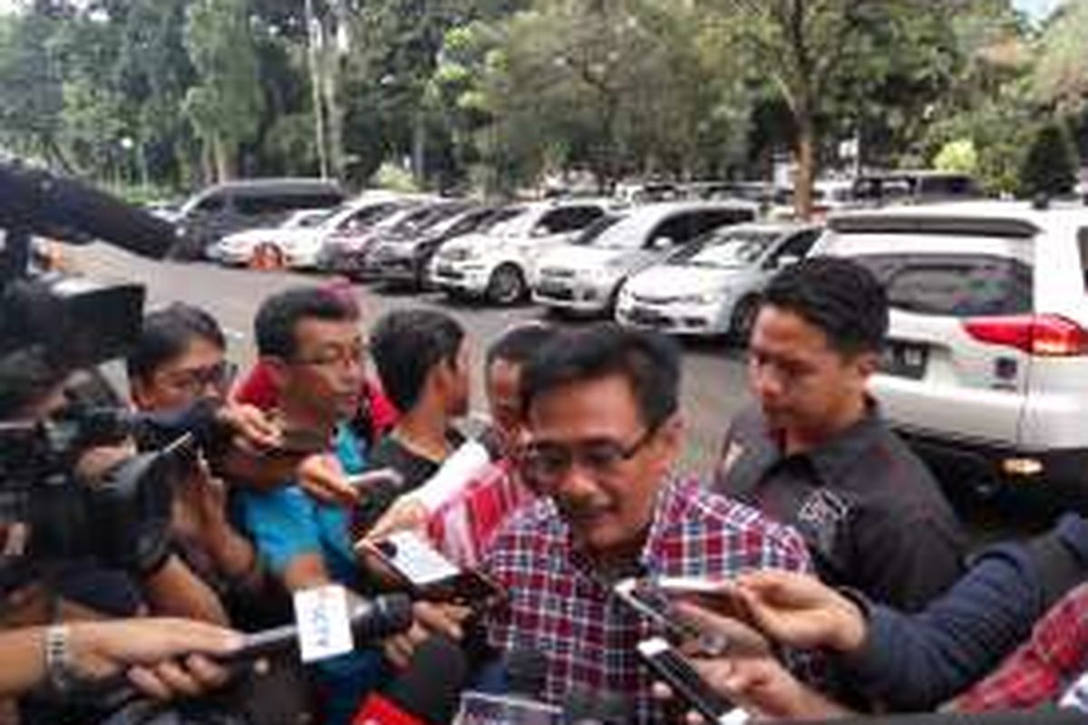 Calon wakil gubernur DKI Jakarta, Djarot Saiful Hidayat saat di Mapolda Metro Jaya, Senin (5/12/2016).