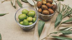 Minyak Zaitun Terbuat dari Apa? Ini Proses, Asal-usul, dan Manfaatnya