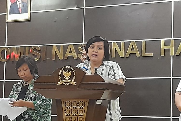 Ketua Komnas HAM Atnike Nova Sigiro dalam konferensi pers di Kantor Komnas Ham, Jakarta, Senin (5/12/2022).