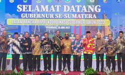 Harga Sawit Terus Turun, Gubernur Se-Sumatera Bertemu Carikan Solusi