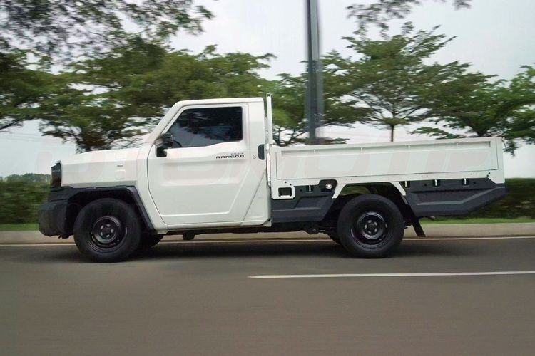 Test Drive Toyota Hilux Rangga