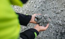 Peneliti Sulap Pasir Jadi 'Baterai' Raksasa, Simpan Energi Terbarukan