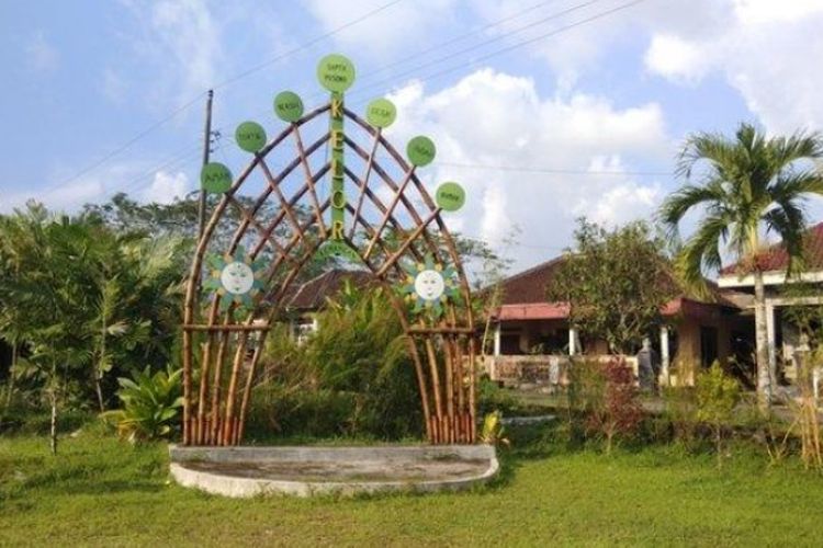 Desa Wisata Sejarah  Kelor,di Bangnkerto, Turi, Kabupaten Sleman, DIY. 