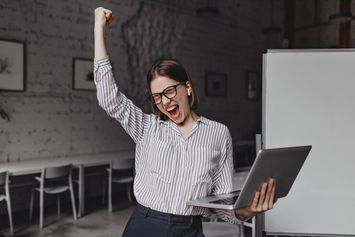 Cara Membangun Keunggulan Kompetitif dalam Bisnis, Pengusaha Wajib Tahu!