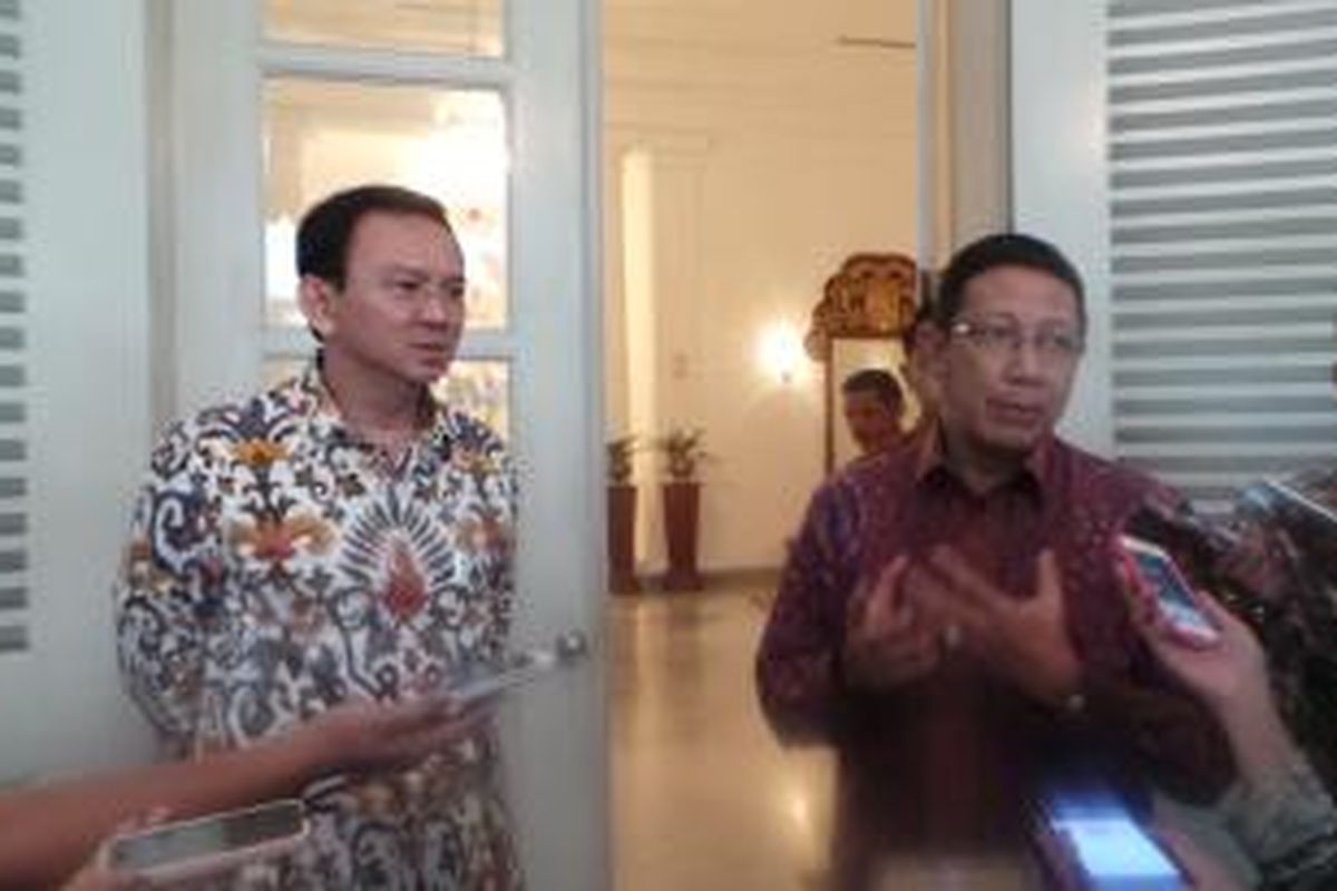 Gubernur DKI Jakarta Basuki Tjahaja Purnama bersama Menteri Agama Lukman Hakim Saifuddin, di Balai Kota, Senin (5/10/2015).