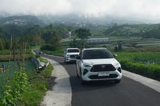 Ajak Yaris Cross dan Zenix Hybrid ke Negeri di Atas Awan