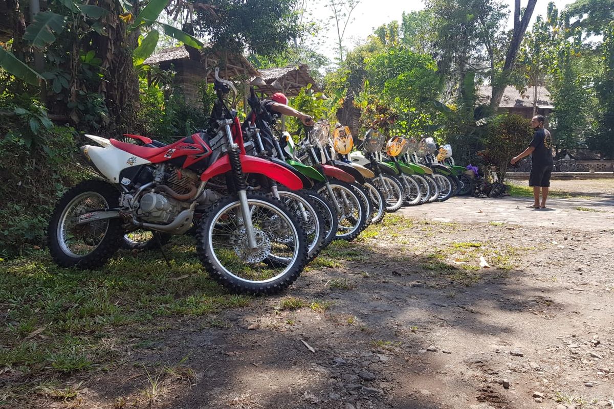 Wisata motor trail di Borobudur