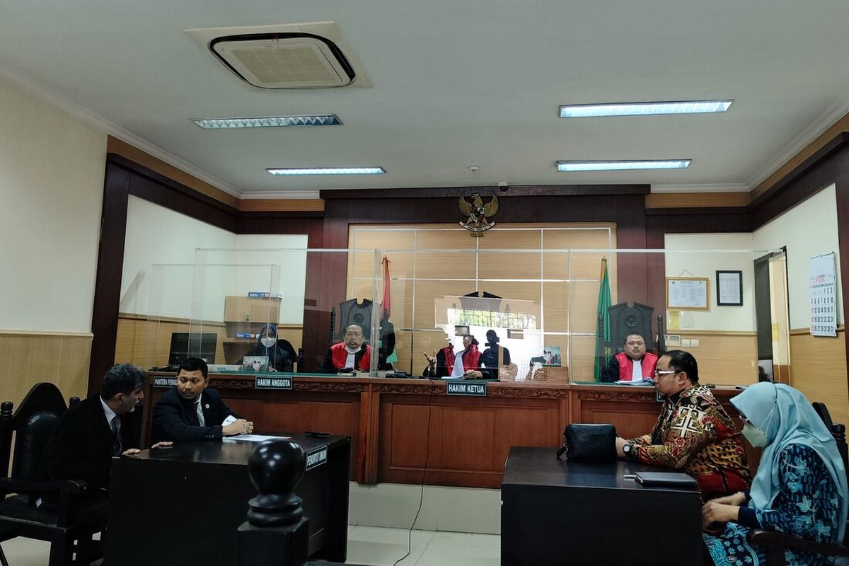 Suasana sidang putusan kasus ingkar janji alias wanprestasi terhadap tergugat Ustadz Yusuf Mansur, PT Inext Arsindo dan Jody Broto Suseno, di Pengadilan Negeri Tangerang, Kamis (1/12/2022).