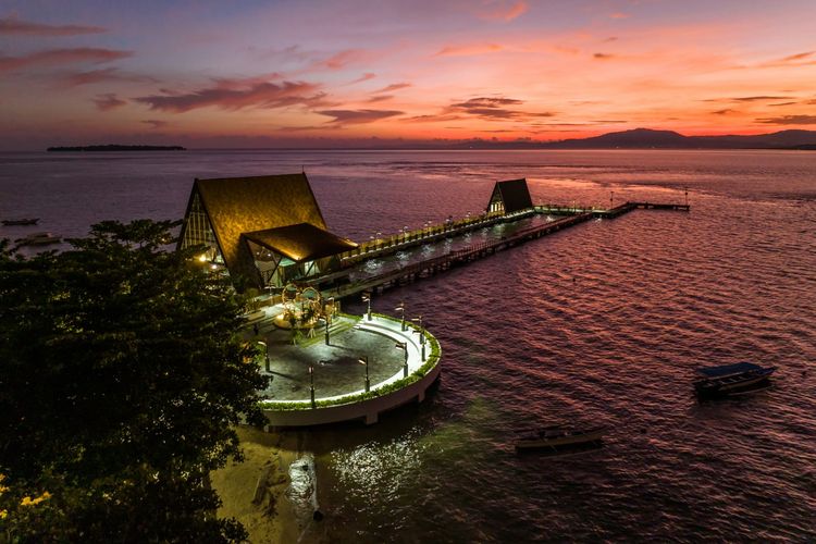 Kementerian PUPR telah menyelesaikan Penataan Kawasan Pantai Malalayang dan Ecotourism Village Bunaken di Provinsi Sulawesi Utara.