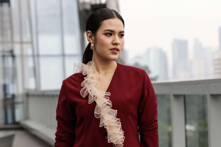 Raisa Andriana saat mengunjungi Kantor Redaksi Kompas.com di Menara Kompas, Jakarta, Selasa (26/11/2019). Raisa akan menggelar konser bertajuk Raisa Live in Concert 2020 di Stadion Utama Gelora Bung Karno, Jakarta, 27 Juni 2020 mendatang.