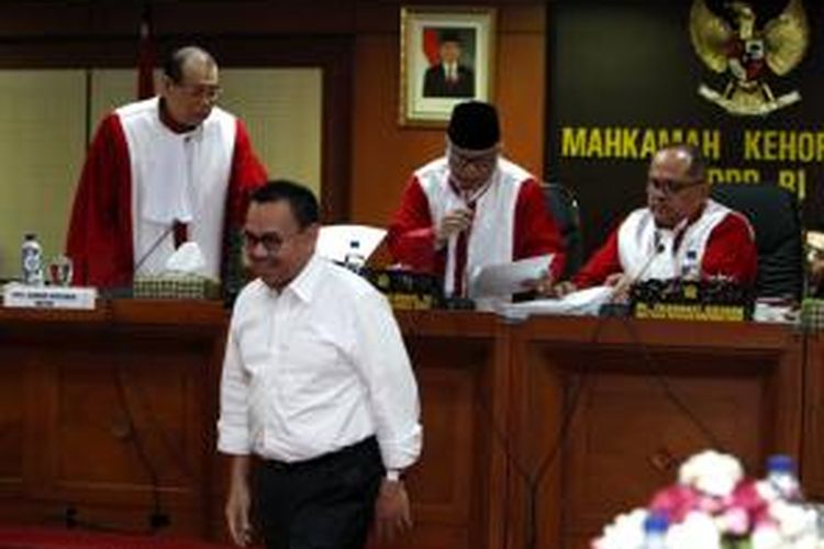 Menteri Energi dan Sumber Daya Mineral Sudirman Said memenuhi panggilan Mahkamah Kehormatan Dewan (MKD) dalam sidang terbuka di Gedung Parlemen, Jakarta, Rabu (2/12/2015).