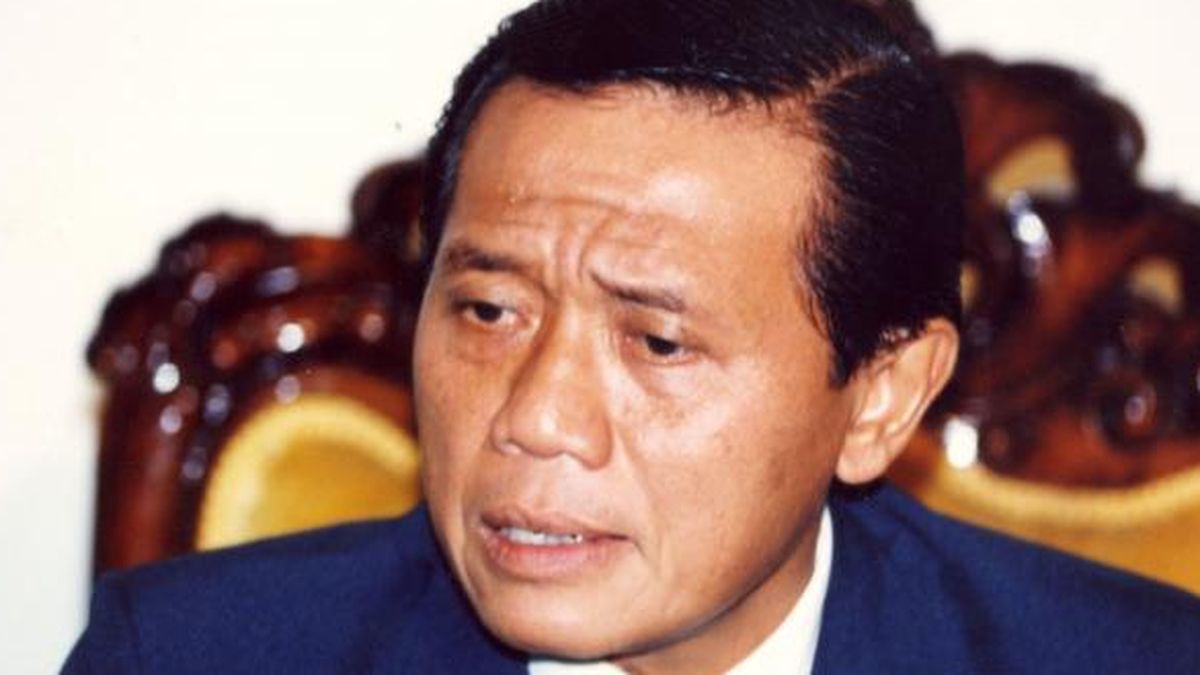 Indonesia’s Former Information Minister Harmoko Dies Aged 82