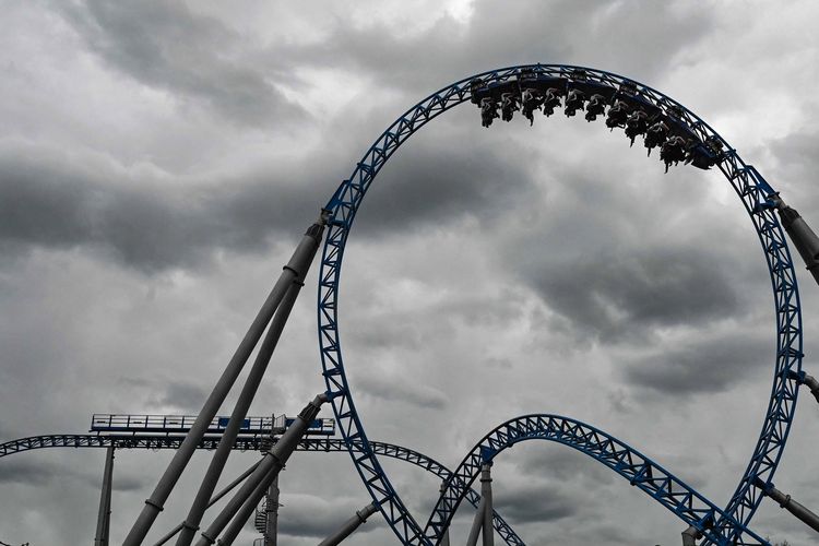 Momen Terakhir Pria Tewas Jatuh dari Roller Coaster Terekam di Foto Suvenir