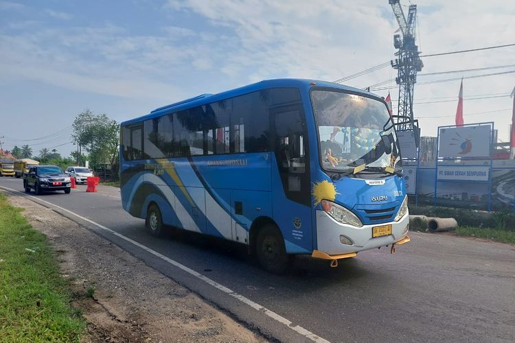 Ilustrasi transportasi publik di perkotaan. 