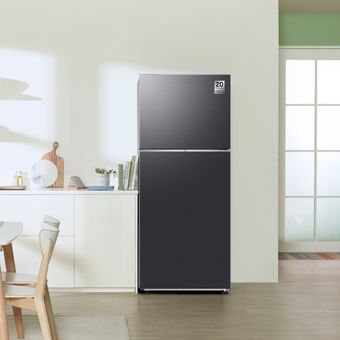 Samsung Electronics Indonesia menghadirkan rangkaian kulkas Top-Mounted Freezer (TMF) atau kulkas dua pintu terbaru yang memiliki kompartemen Optimal Fresh+, cocok untuk menyimpan makanan ungkep.