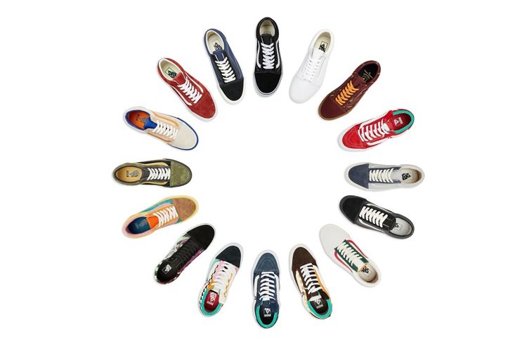 Ilustrasi sepatu Vans. 
