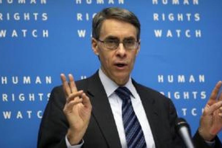 Direktur eksekutif Human Rights Watch, Kenneth Roth merilis laporan baru HRW tentang pelanggaran HAM di Indonesia