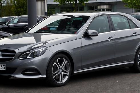 Mercedes Indonesia Periksa Status 