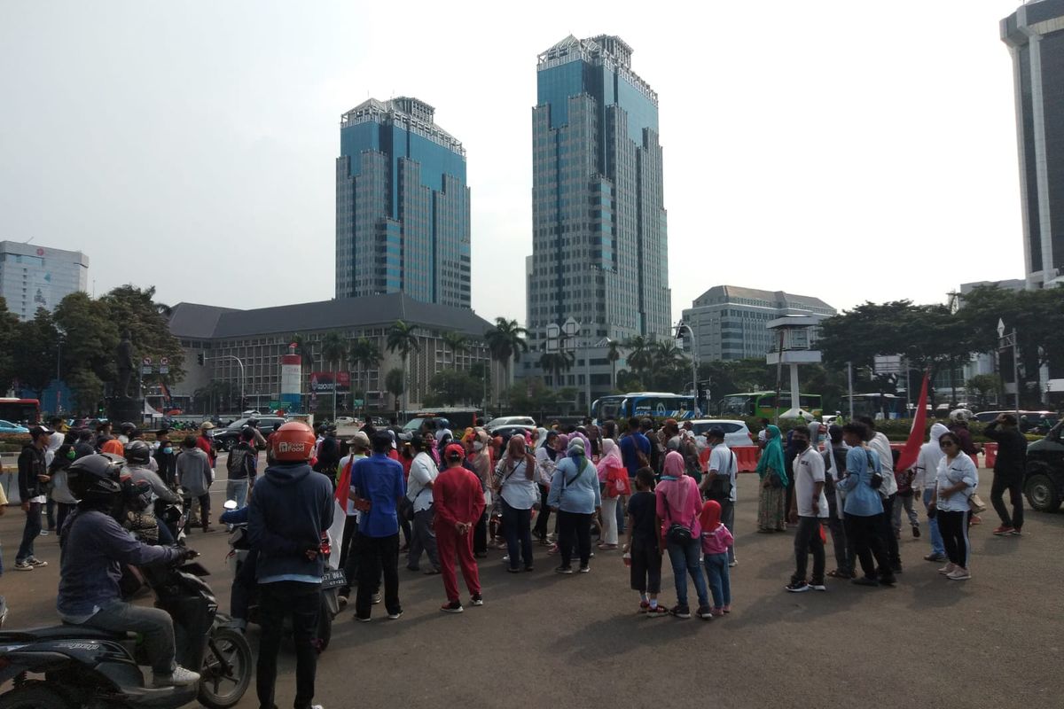 Forum Masyarakat Rusunawa Marunda (F-MRM) membubarkan diri usai tuntutan mereka mengenai penyelesaian pencemaran batu bara di Marunda diterima Kementerian Perhubungan, Senin (14/3/2022).