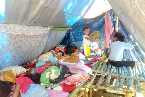 Pengungsi Korban Gempa: Anggota DPRD Hanya Datang Saat Pileg, Waktu Kami Susah Mereka Hilang