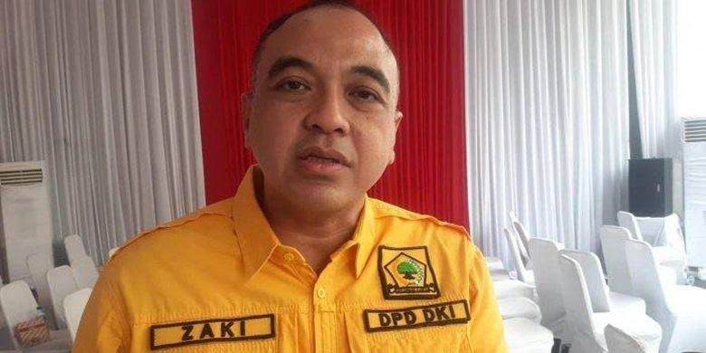 Mantan Bupati Tangerang Ahmed Zaki Iskandar berbagi pengalamannya dalam mengatasi permasalahan sampah saat masih menjabat sebagai pemimpin Kabupaten Tangerang.