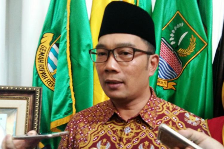 Gubernur Jawa Barat Ridwan Kamil saat ditemui wartawan di Gedung Sate, Jalan Diponegoro, beberapa waktu lalu. 