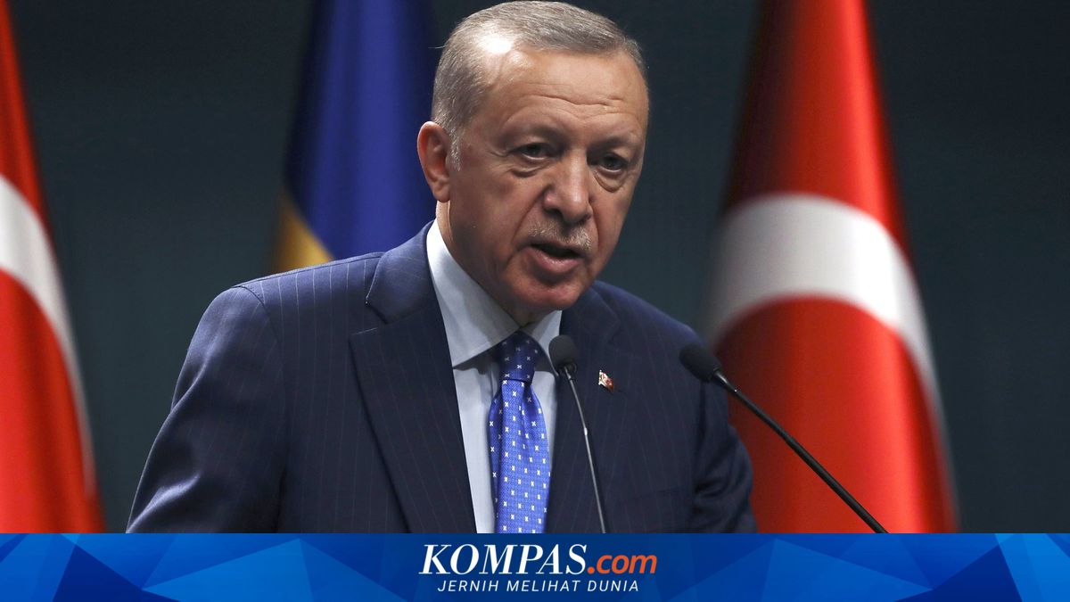 Tak Biasa, Erdogan Bagi-bagi Pistol kepada Pemimpin NATO Usai KTT Ankara