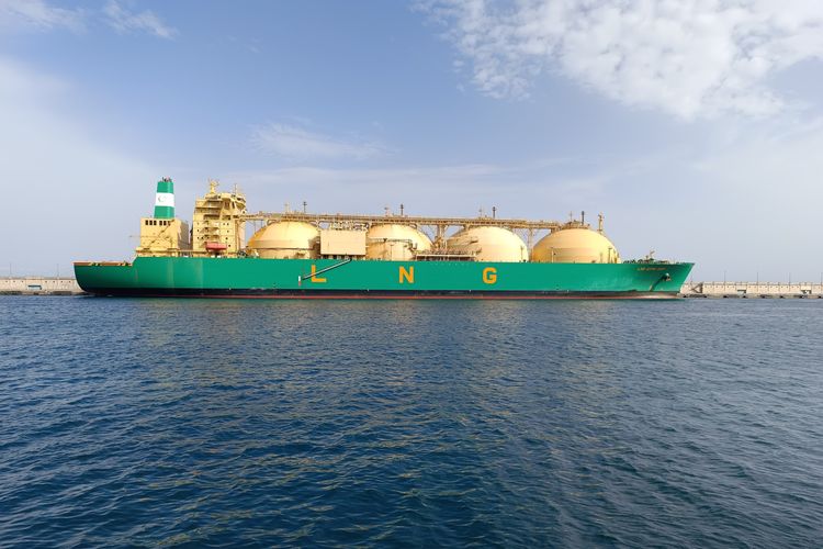 Harga Gas LNG Asia Melonjak di Tengah Risiko Pengiriman Timur Tengah