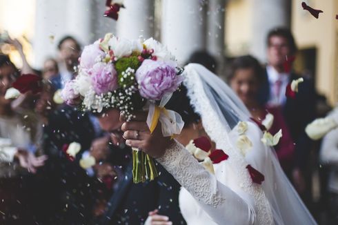 Generasi Muda Tunda Menikah, Pernikahan Tak Lagi Prioritas?