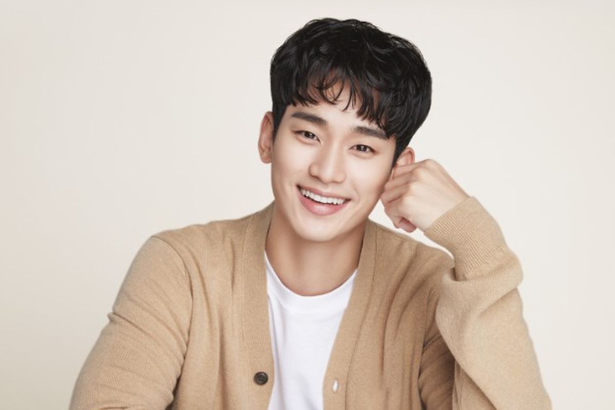 Aktor Korea Selatan dan Global Brand Ambassador COSRX Kim Soo Hyun.