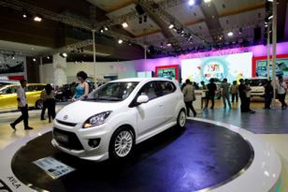 Stan Daihatsu dalam pameran 22nd Indonesia International Motor Show 2014, di JIExpo, Kemayoran, Jakarta Utara, Kamis (18/9/2014). Pameran otomotif terbesar di Indonesia ini akan berlangsung hingga 28 September 2014.