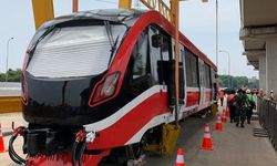 Berkenalan dengan Moda Transportasi Baru, LRT Jabodebek