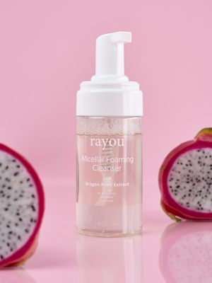 Rayou meluncurkan produk Micellar Foaming Cleanser yang mengandung ekstrak buah naga.