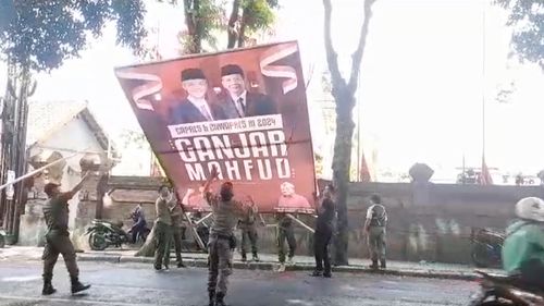 Pencopotan Baliho Ganjar-Mahfud di Bali Bikin Politikus Senior PDI-P Tersinggung: Kami Tak Akan Diam