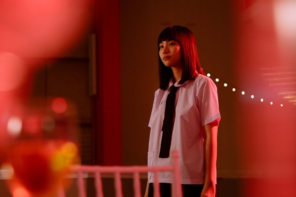 Girl From Nowhere, serial drama misteri yang tayang di Netflix. Dibintangi oleh aktris muda berbakat asal Thailand, Chicha Amatayakul.