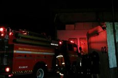 Kebakaran Pabrik Genset di Kapuk Diduga karena Korsleting