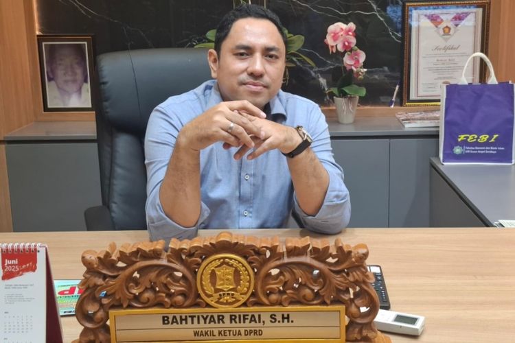 Wakil Ketua DPRD Kota Surabaya Bahtiyar Rifai. 