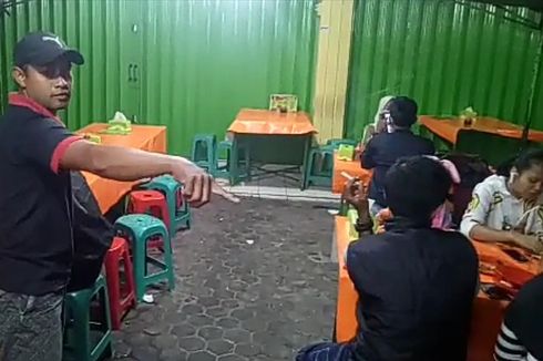 Cerita di Balik Viral Foto Mobil Terkepung Tenda Warung Pecel Lele di Bogor