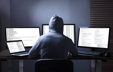 ilustrasi hacker