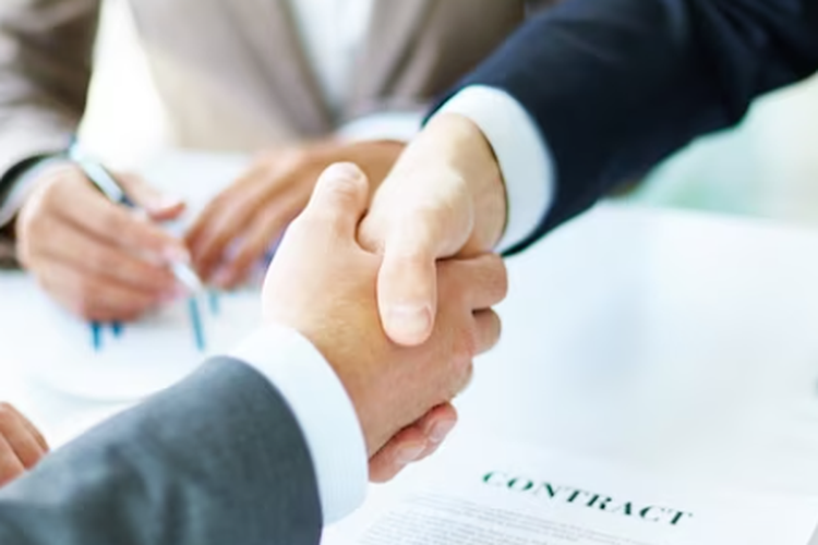 Akad musyarakah adalah salah satu konsep penting dalam ekonomi syariah yang mengedepankan prinsip kerja sama dan keadilan dalam berusaha. 